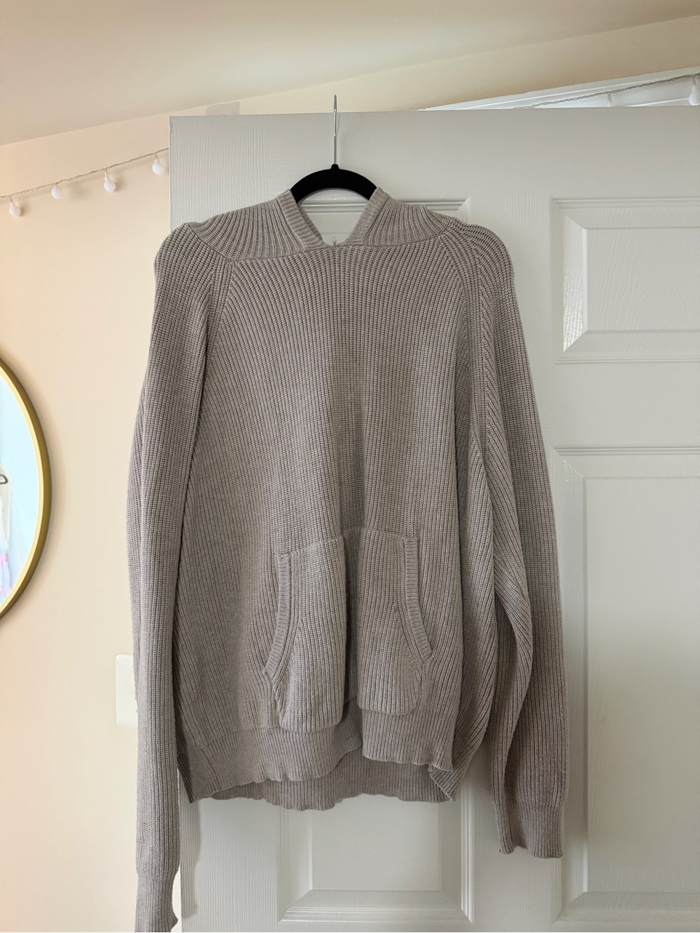 Edikted Knit Pullover - Taupe